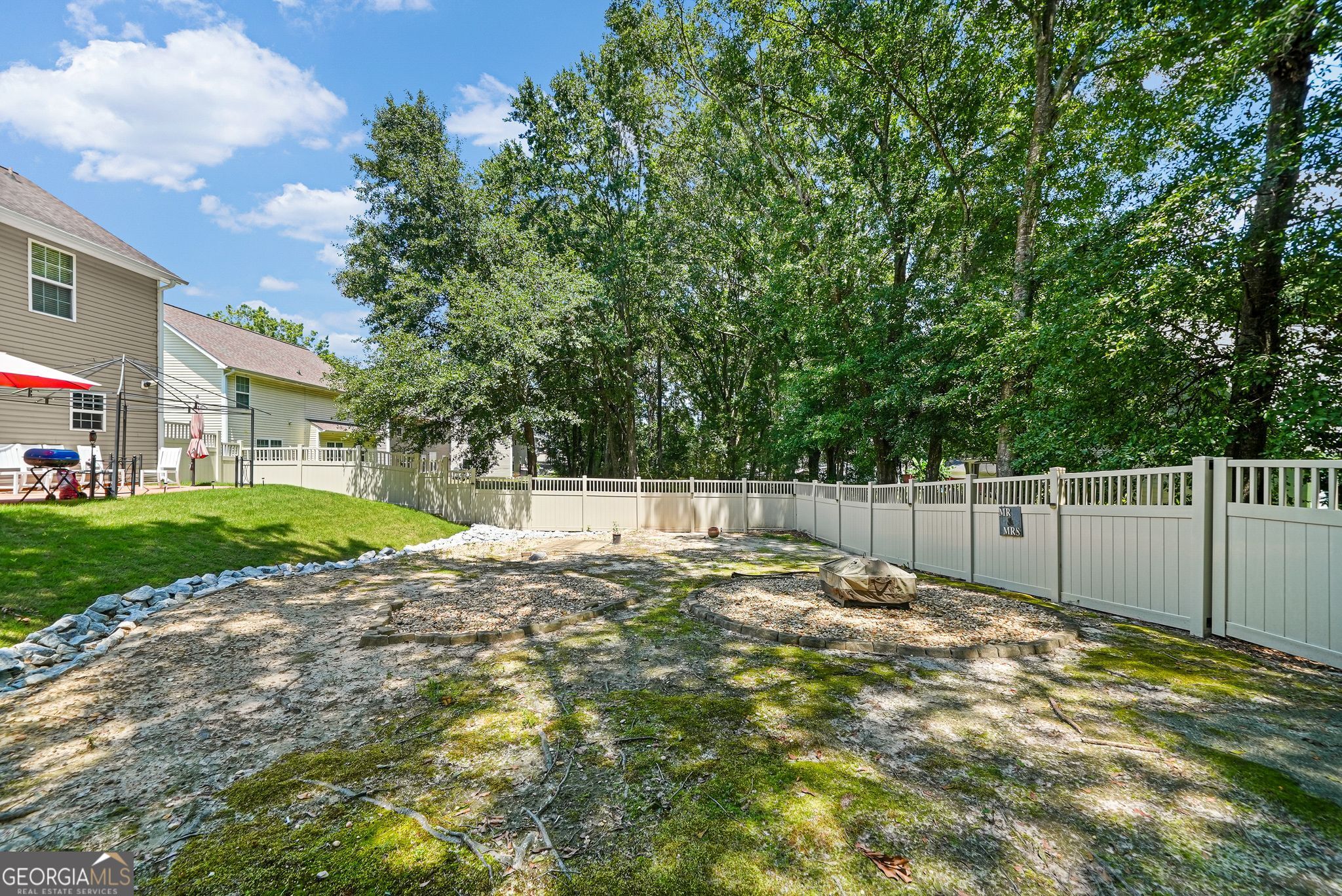 2432 Temple View Drive Property Photo 36
