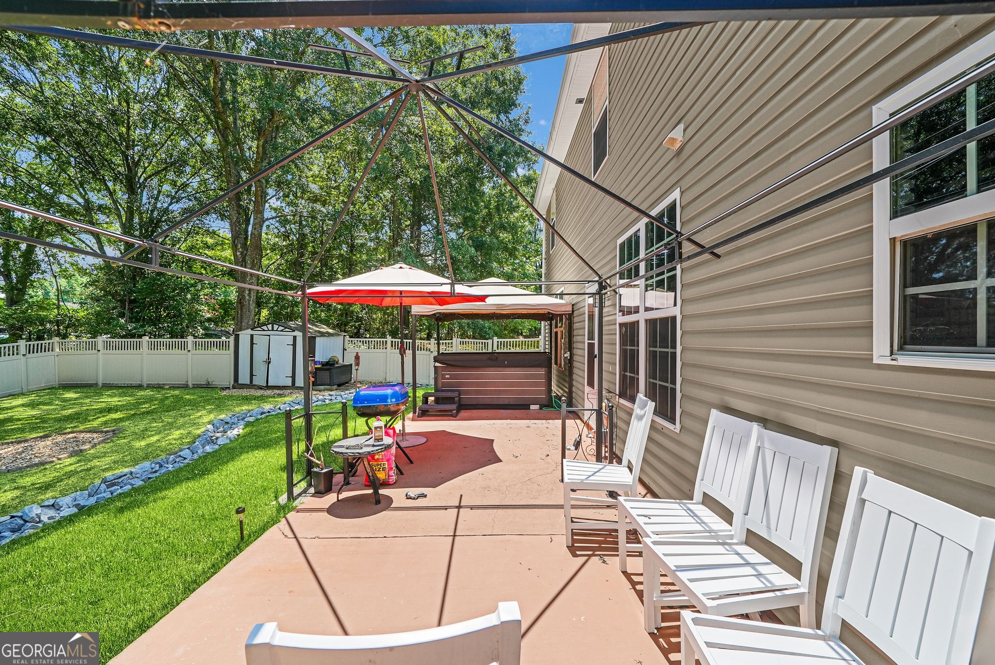 2432 Temple View Drive Property Photo 37