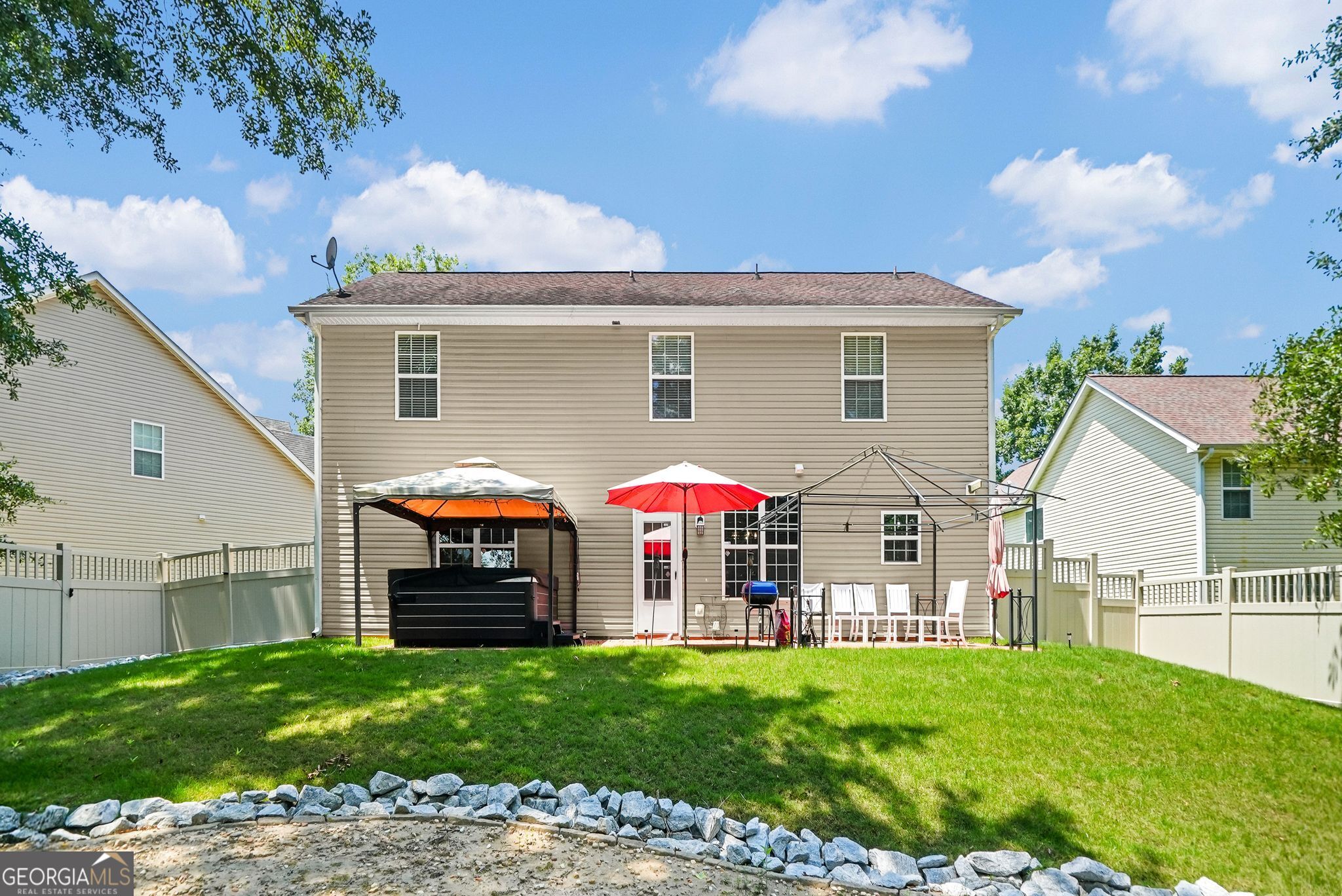 2432 Temple View Drive Property Photo 41