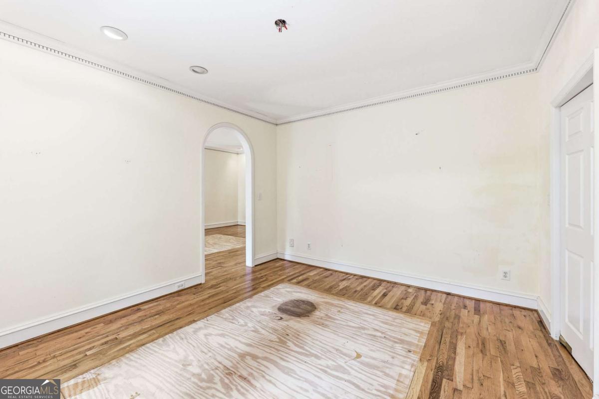 372 Woodhaven Drive Property Photo 11
