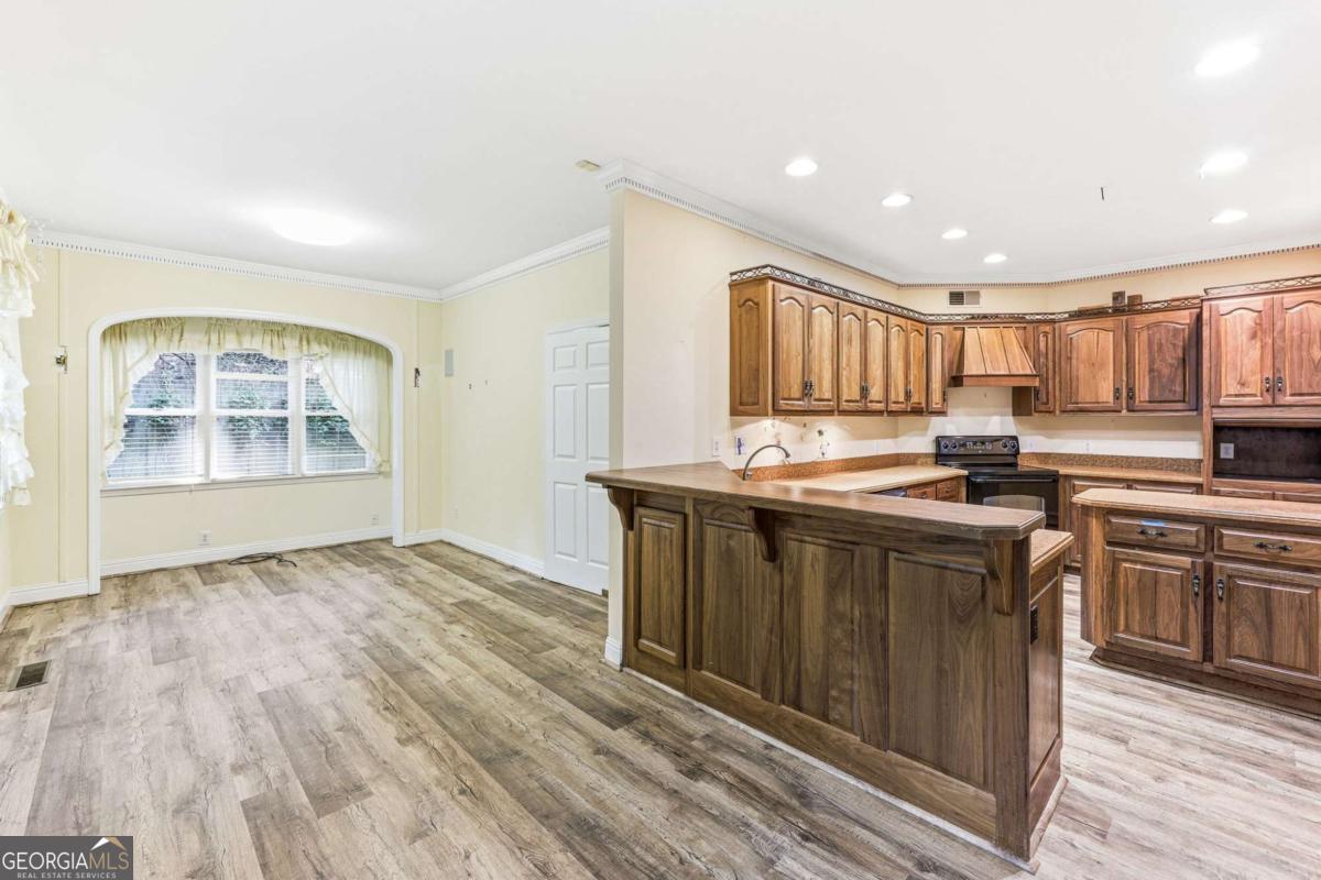 372 Woodhaven Drive Property Photo 16