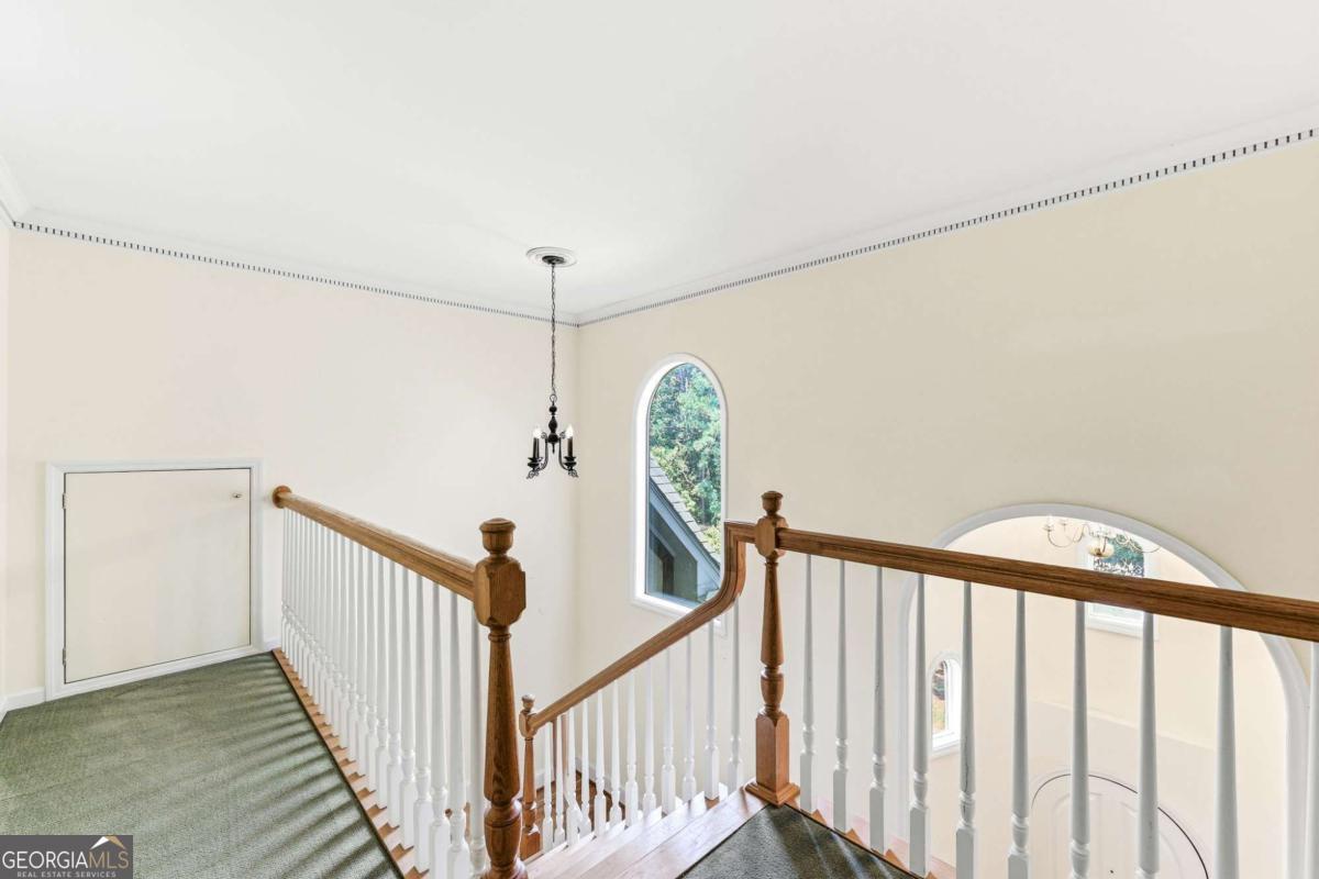 372 Woodhaven Drive Property Photo 28