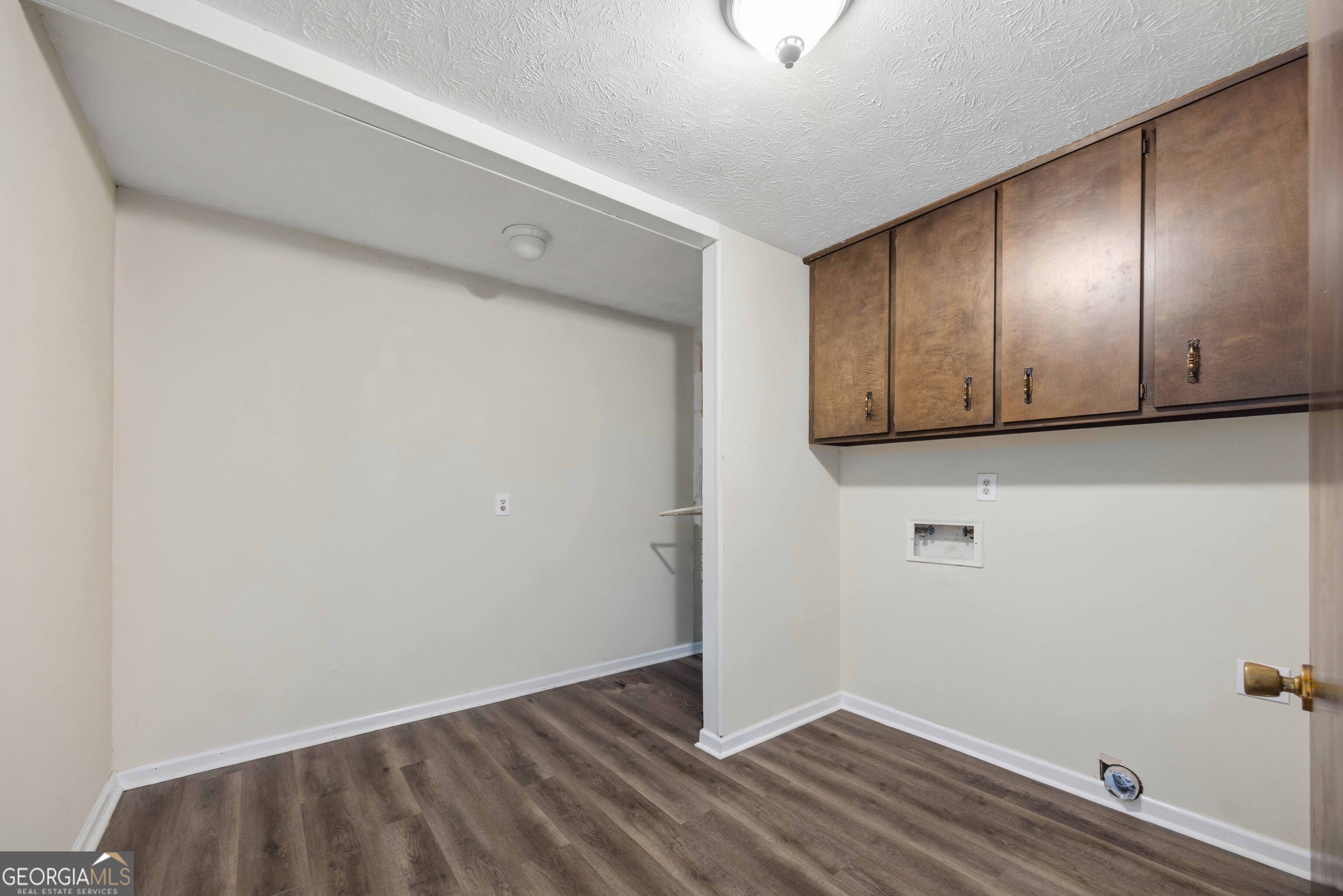 5106 Willowbrook Dr Property Photo 10