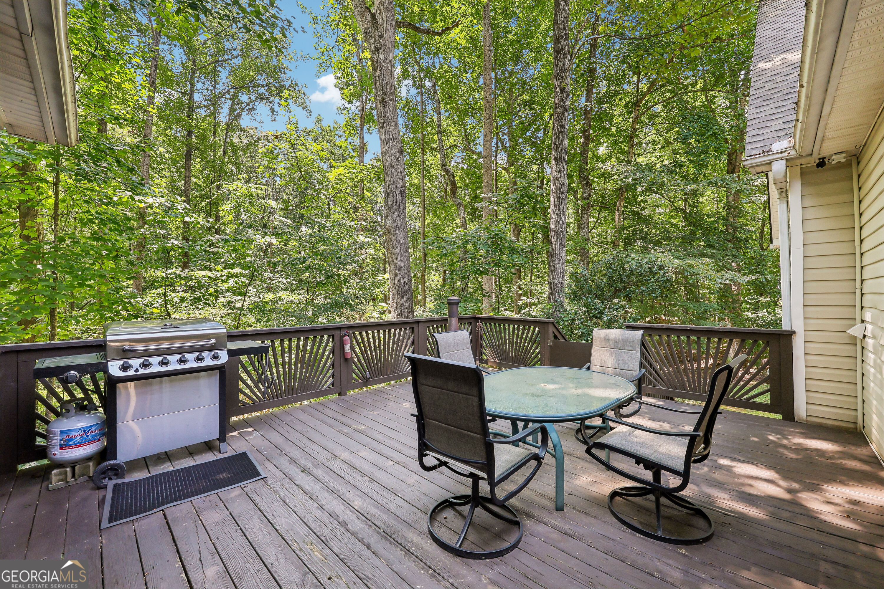 4235 Heather Way Property Photo 13