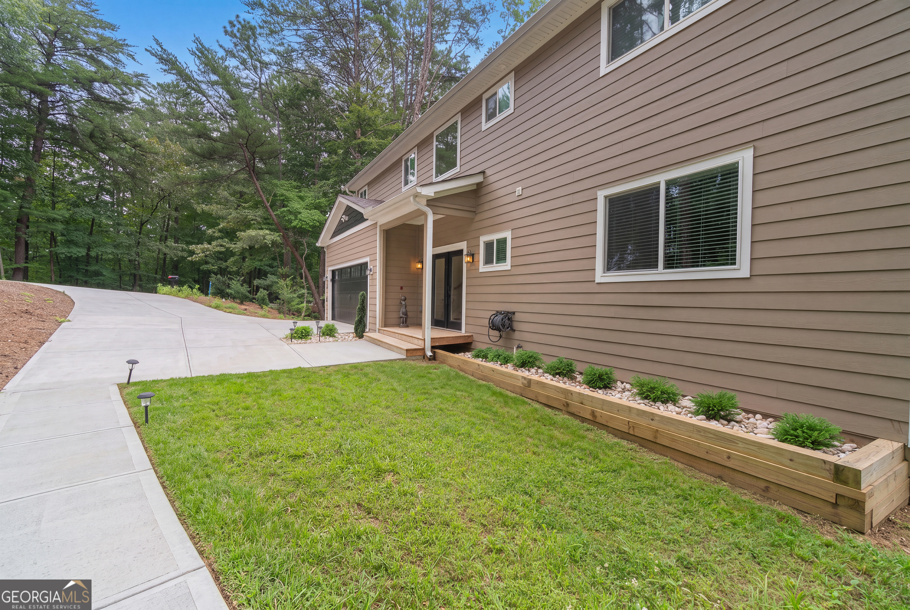 418 Wilfar Strasse Property Photo 4