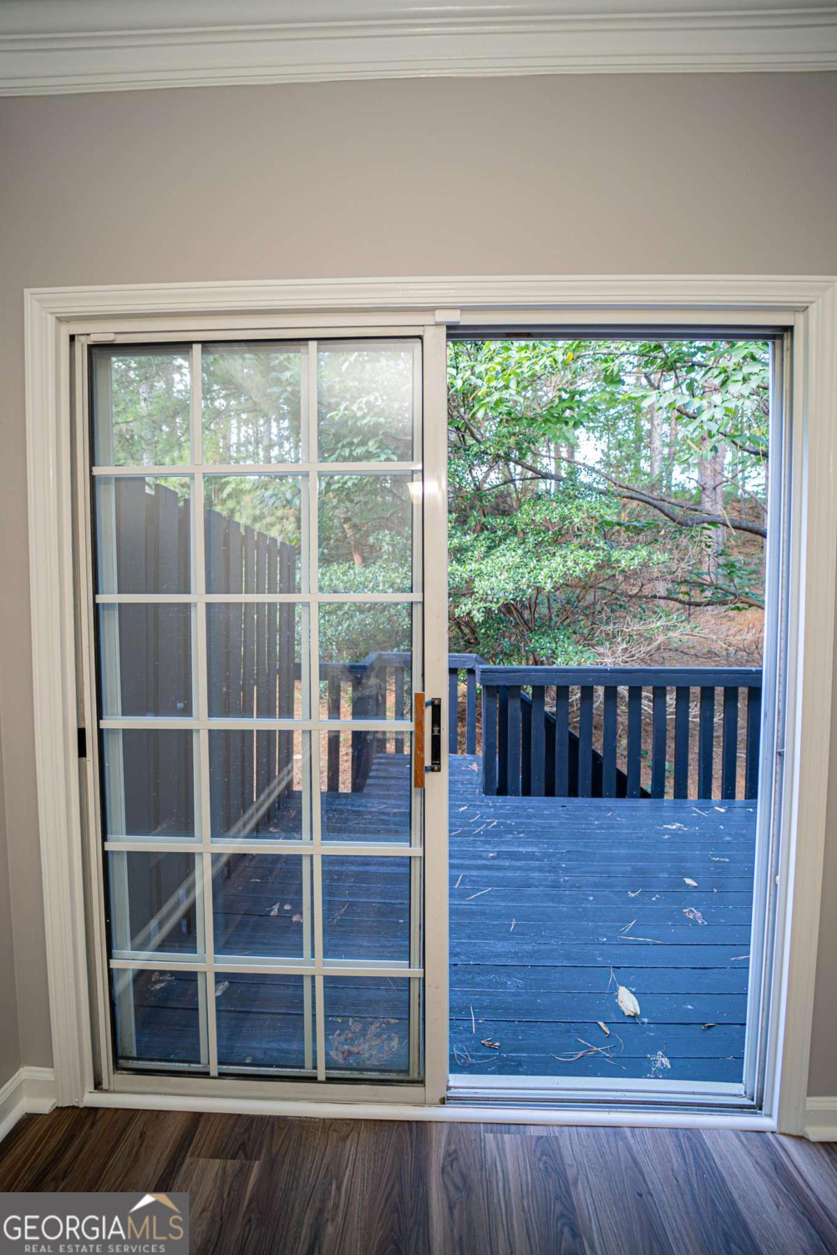 2077 Pinnacle Pointe Drive Property Photo 9