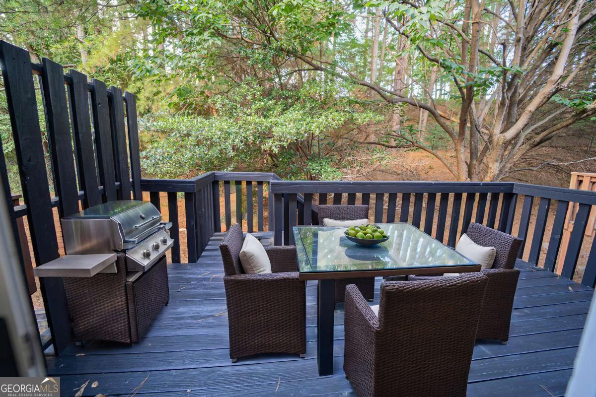2077 Pinnacle Pointe Drive Property Photo 11