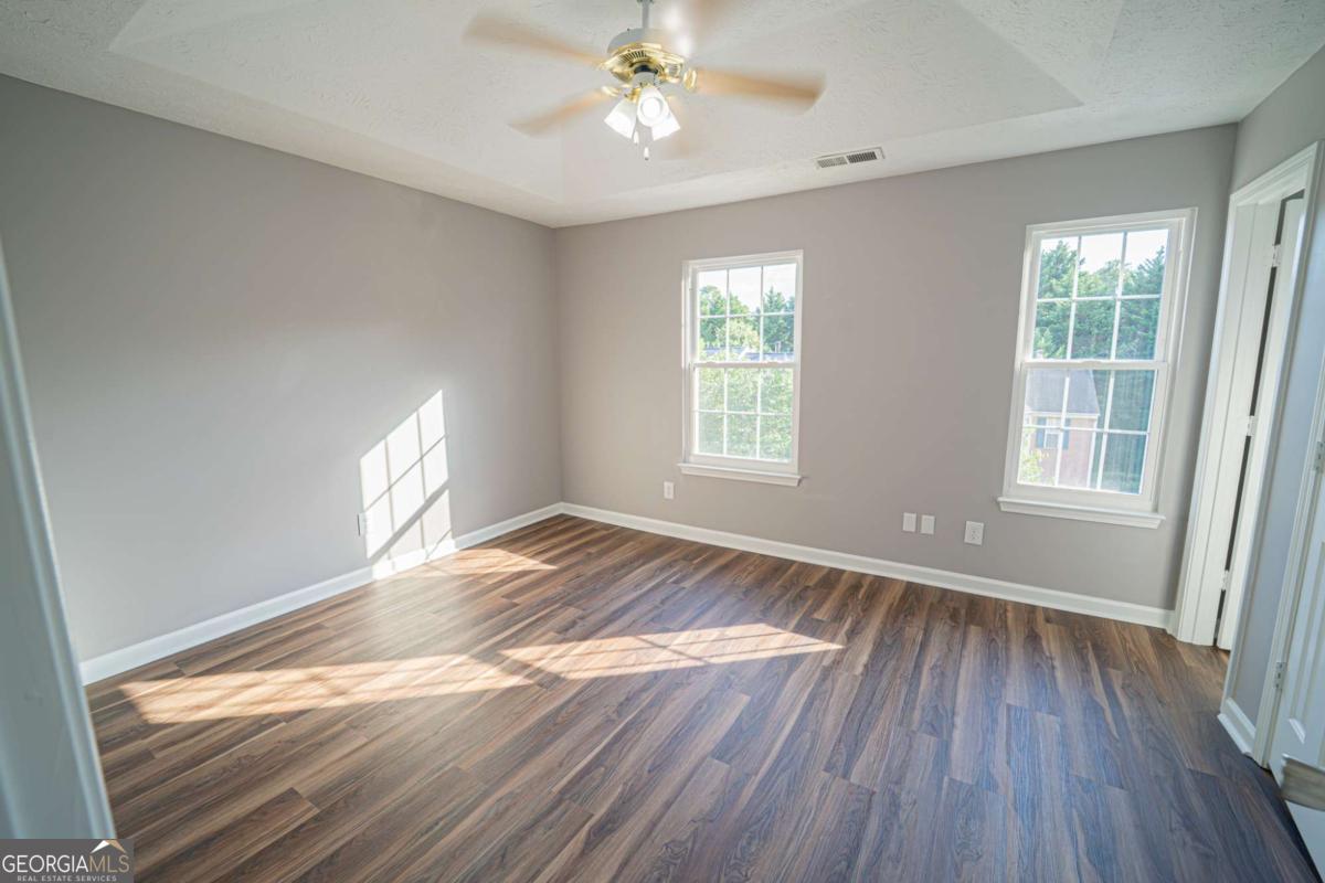 2077 Pinnacle Pointe Drive Property Photo 21