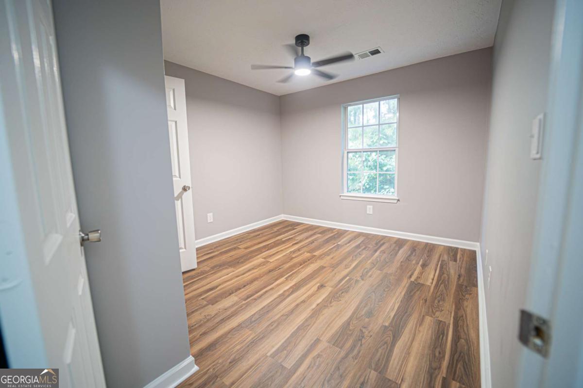 2077 Pinnacle Pointe Drive Property Photo 23