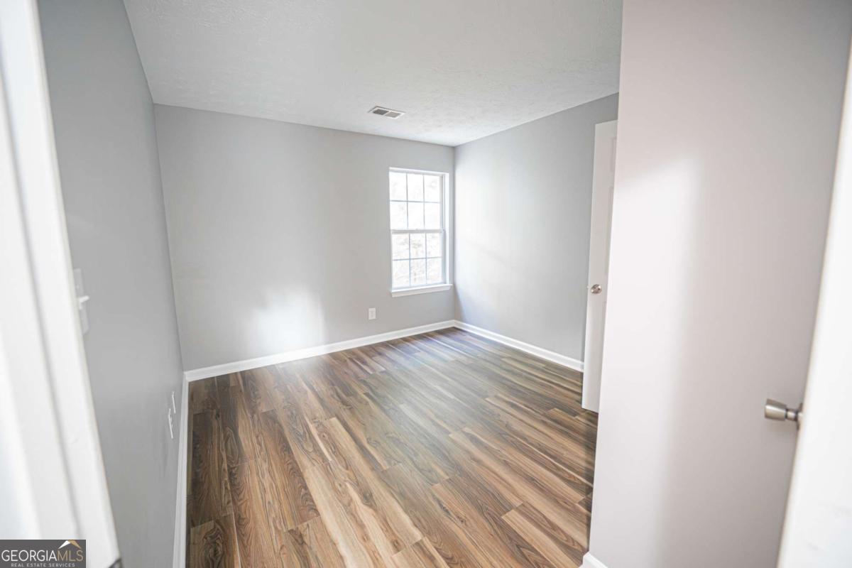 2077 Pinnacle Pointe Drive Property Photo 34