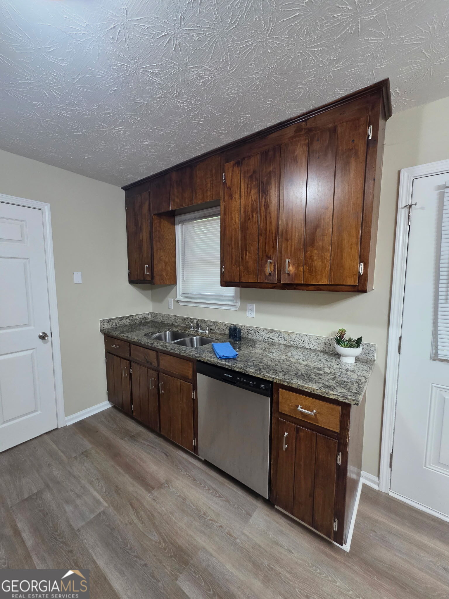 220 Big Oak Circle Property Photo 4
