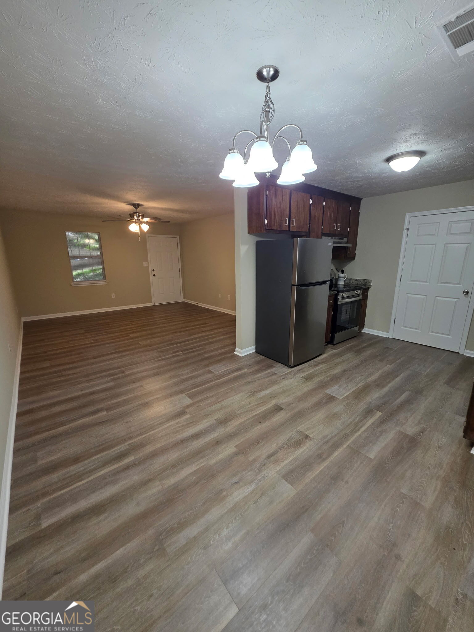 220 Big Oak Circle Property Photo 6