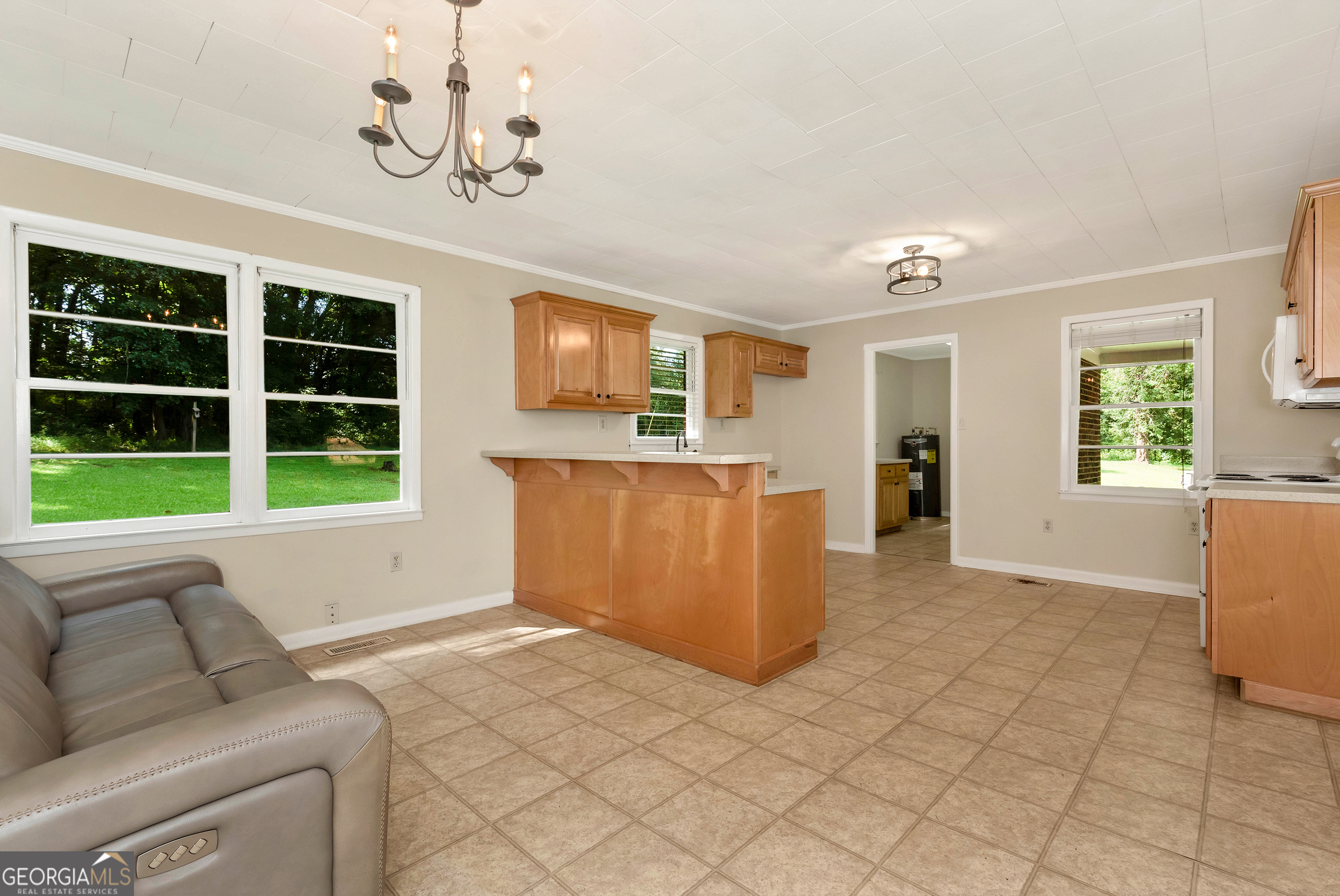 4188 Commerce Road Property Photo 7