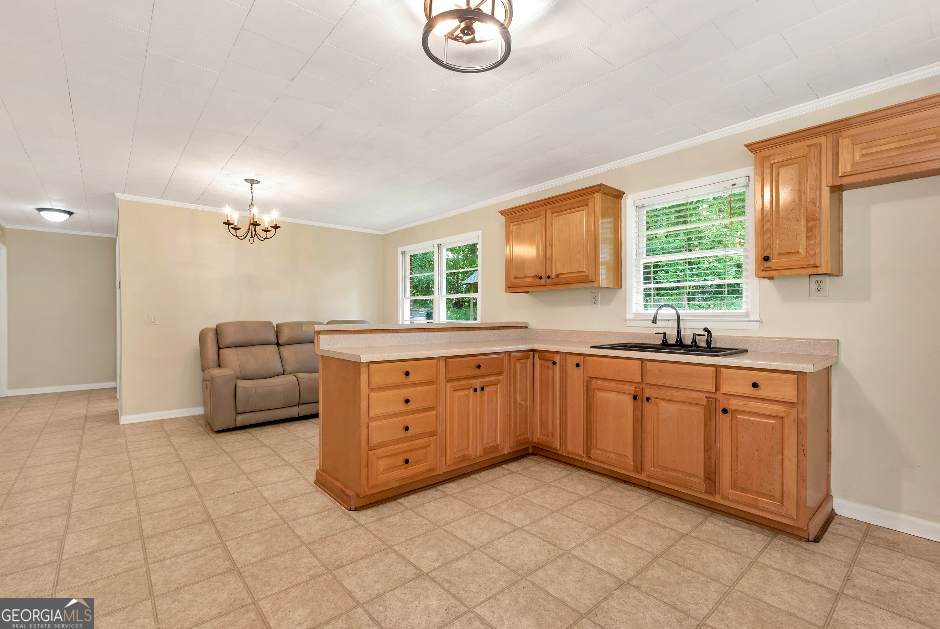 4188 Commerce Road Property Photo 10
