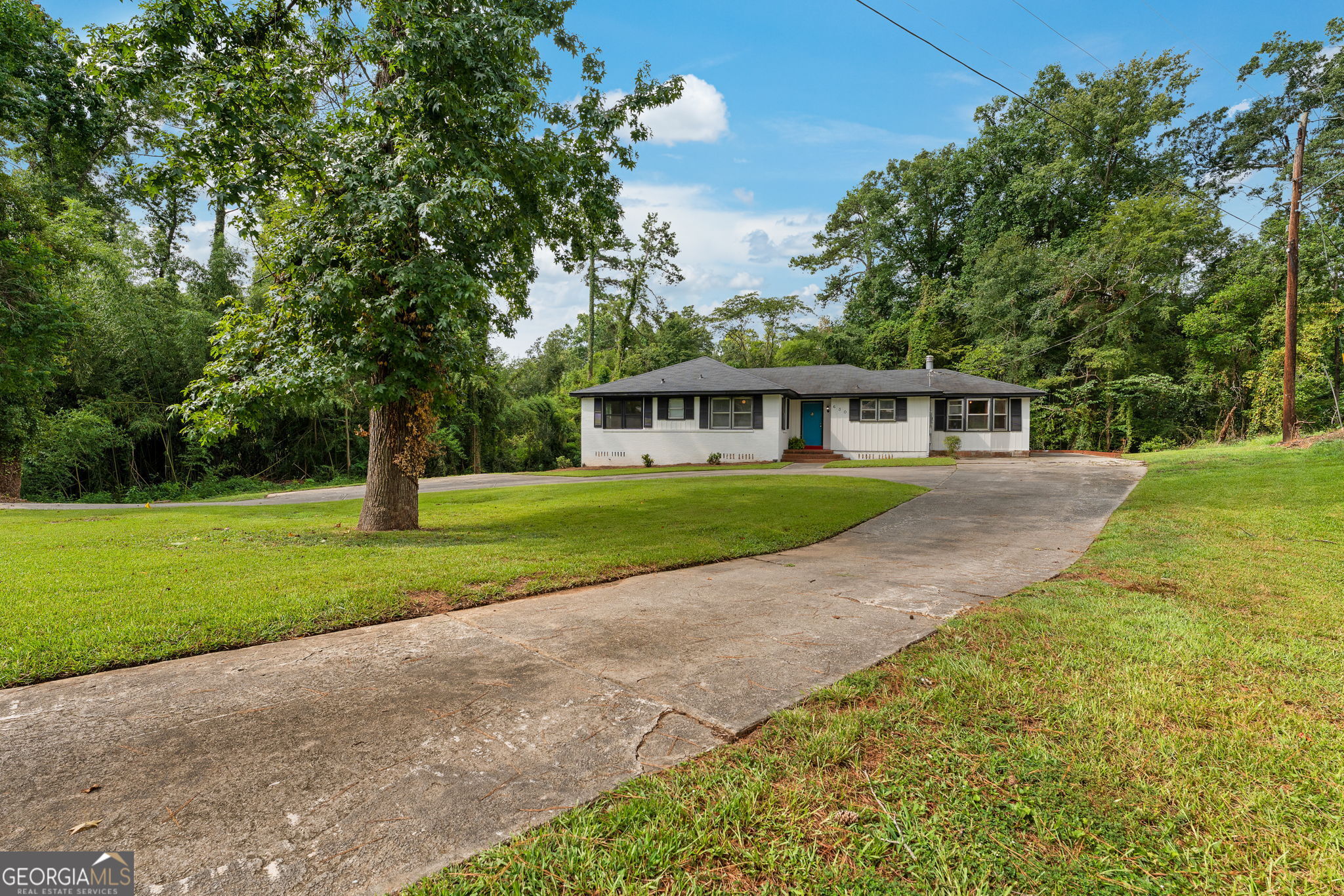 630 Pierce Avenue Property Photo 2