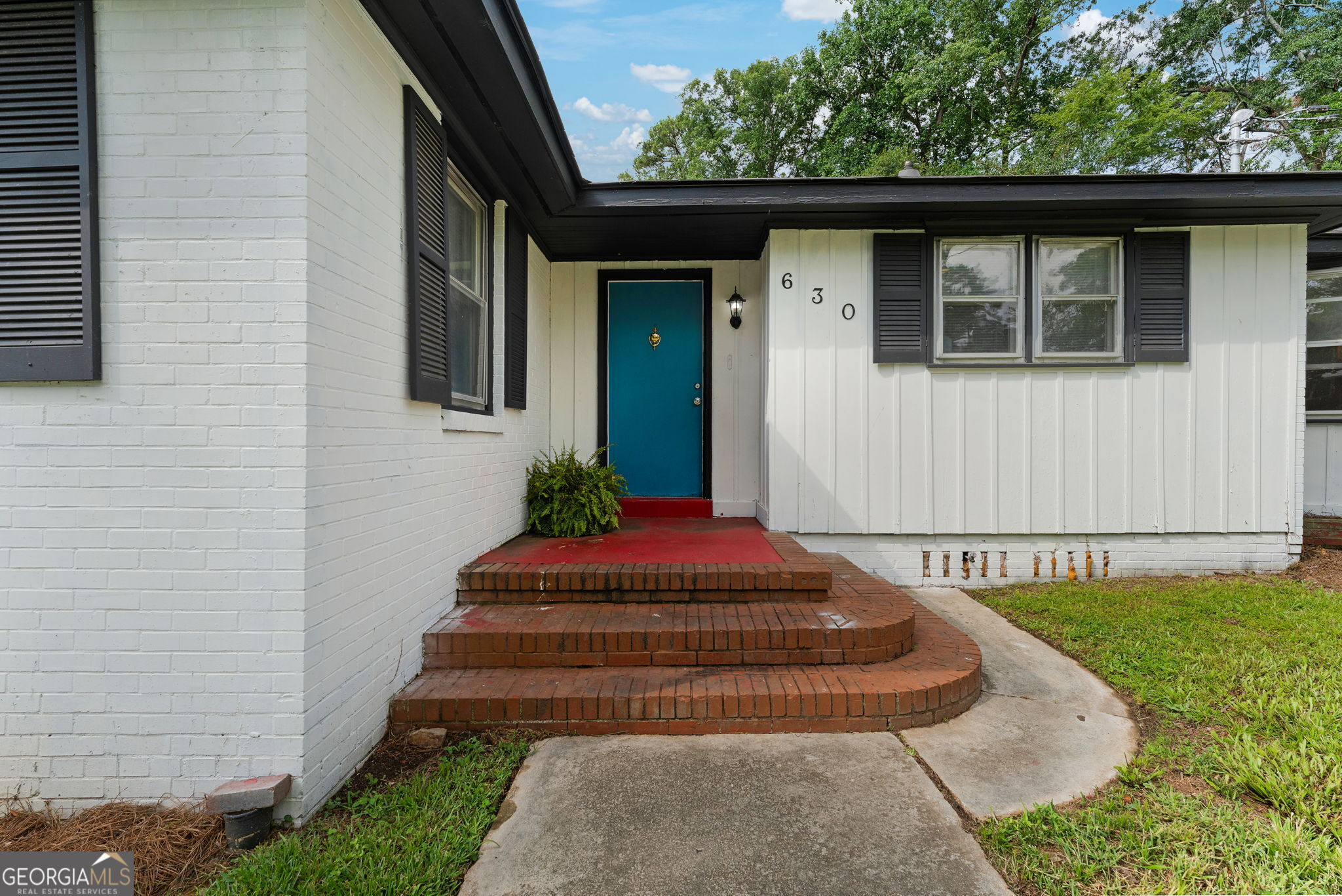 630 Pierce Avenue Property Photo 4