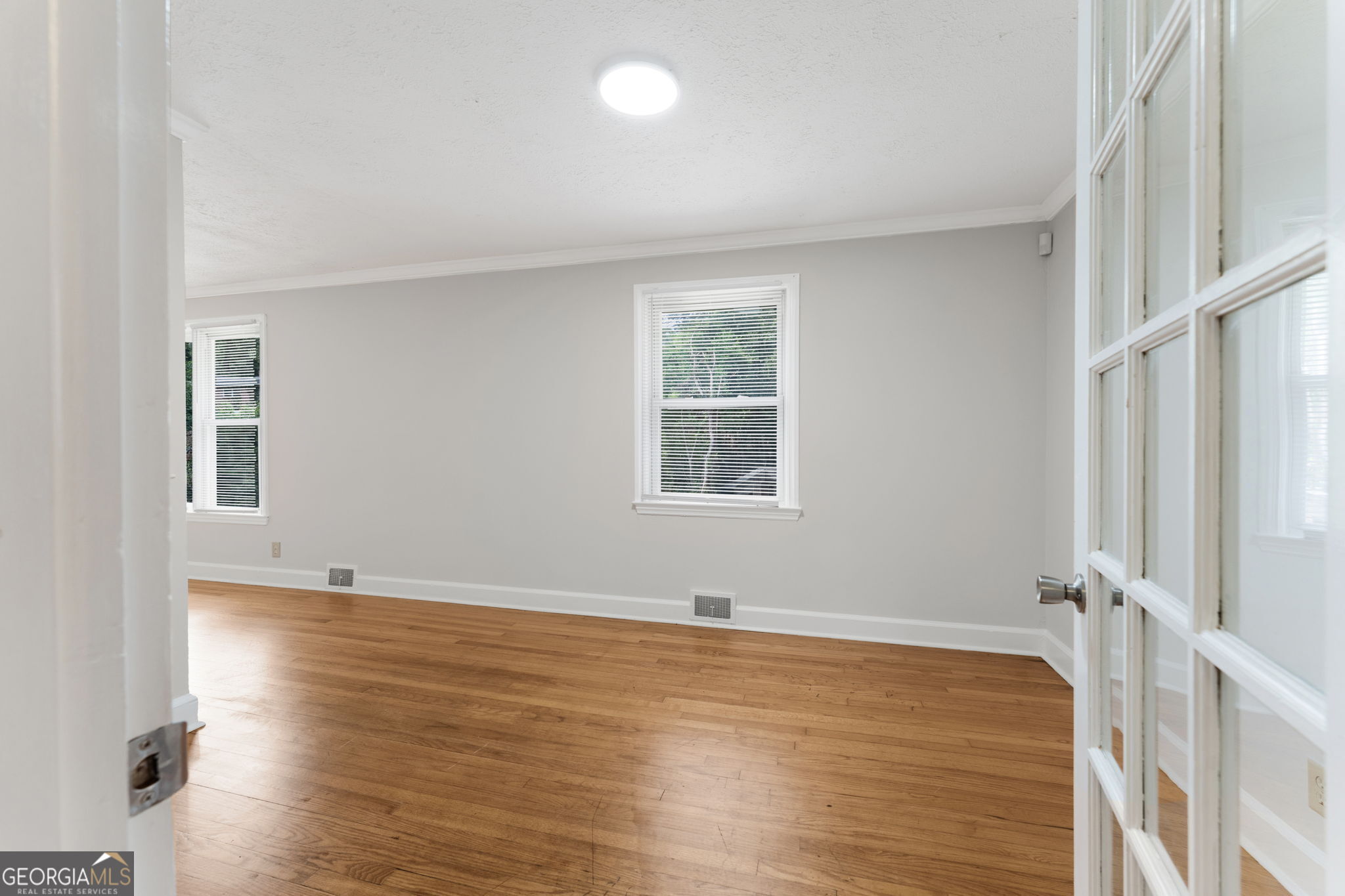 630 Pierce Avenue Property Photo 6