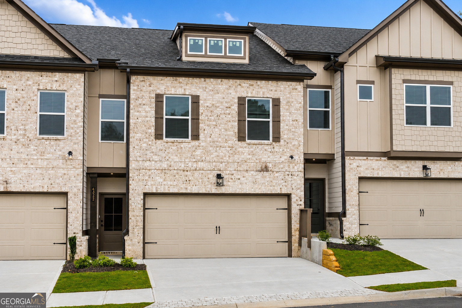 4322 Fern River Bend Property Photo 1
