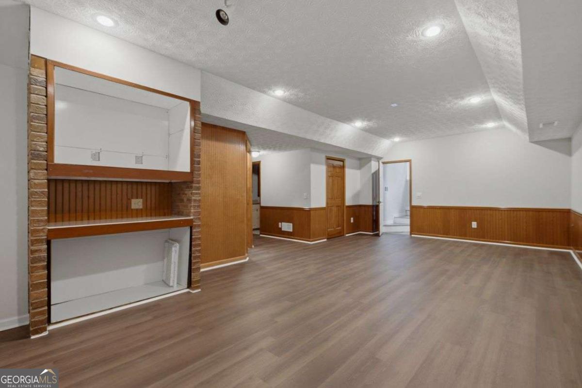 3573 Downing Street Property Photo 23