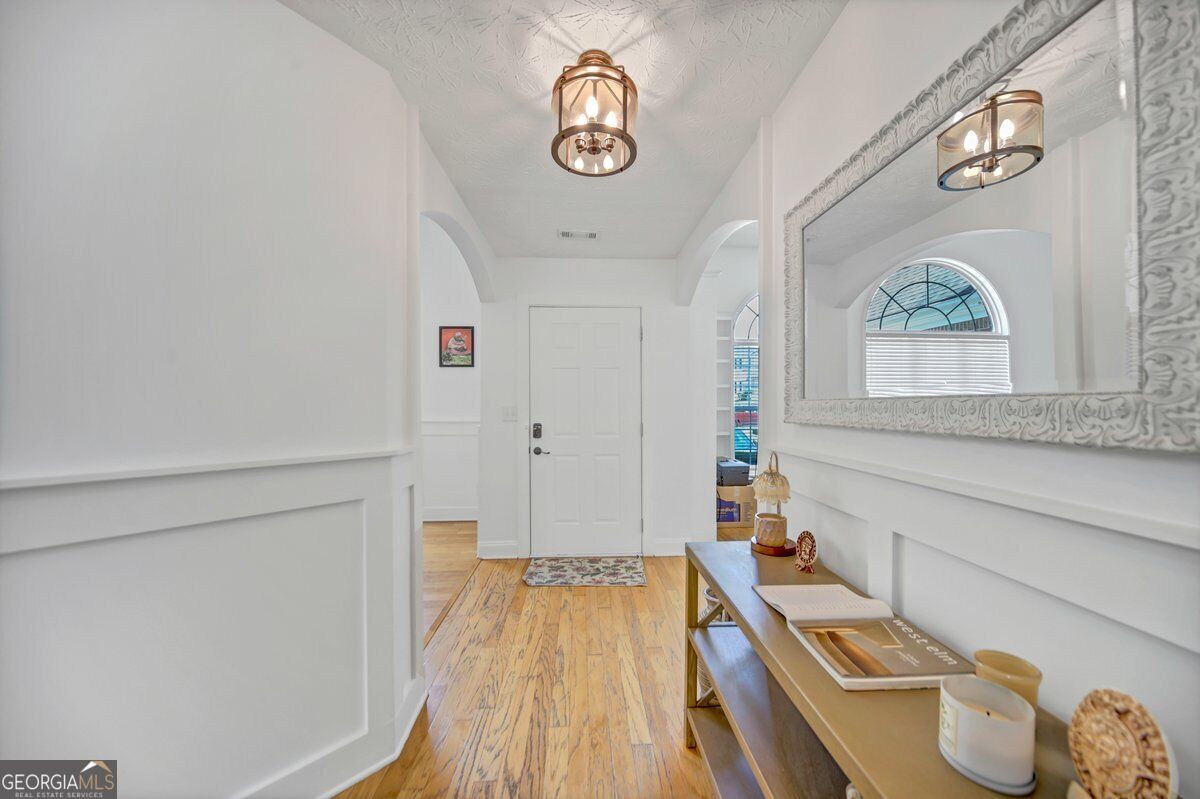 529 Morning Place Way Property Photo 16