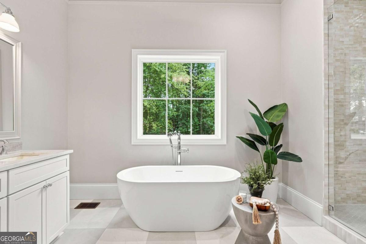 270 Windsor Drive Sw Property Photo 36