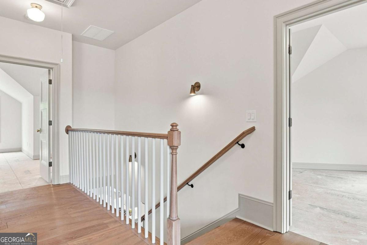 270 Windsor Drive Sw Property Photo 43