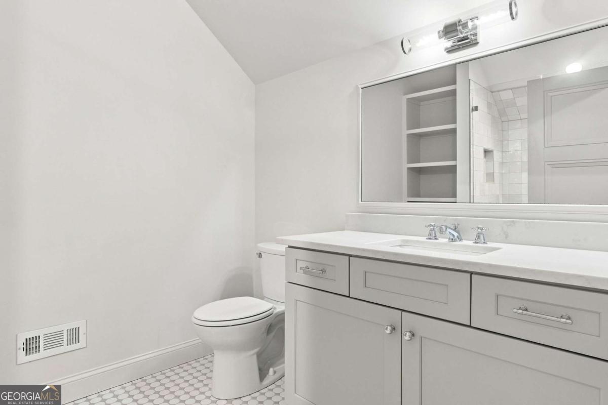 270 Windsor Drive Sw Property Photo 59