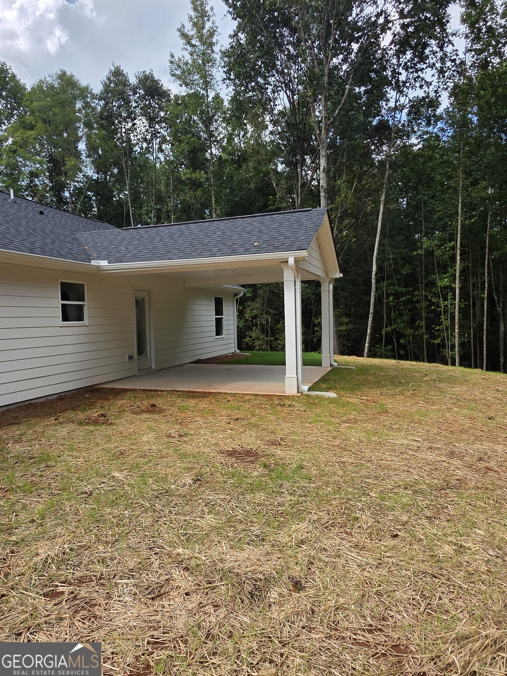 44 Sycamore Drive # 17 Property Photo 28