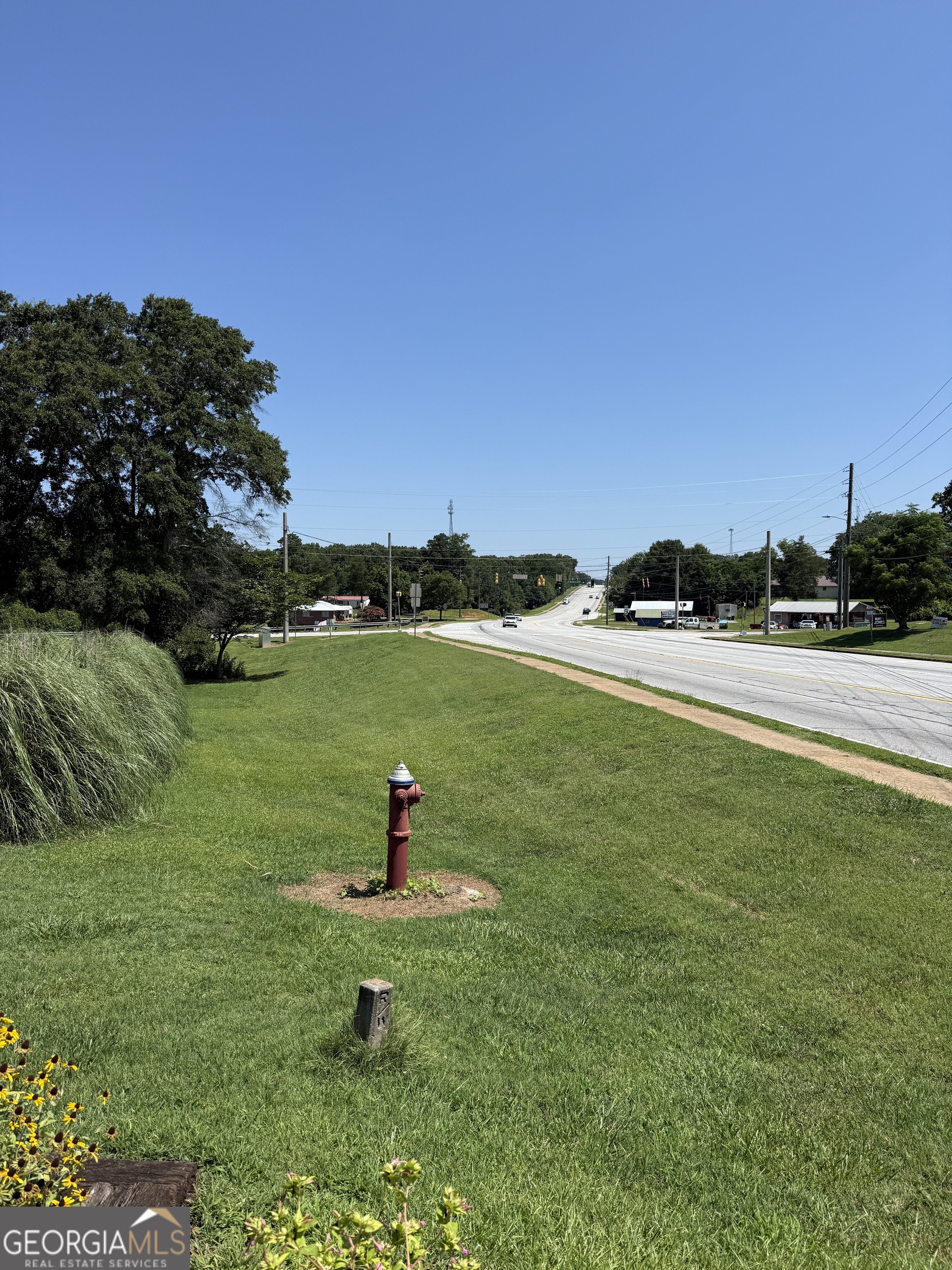 5246 U S Highway 441 S Property Photo 2