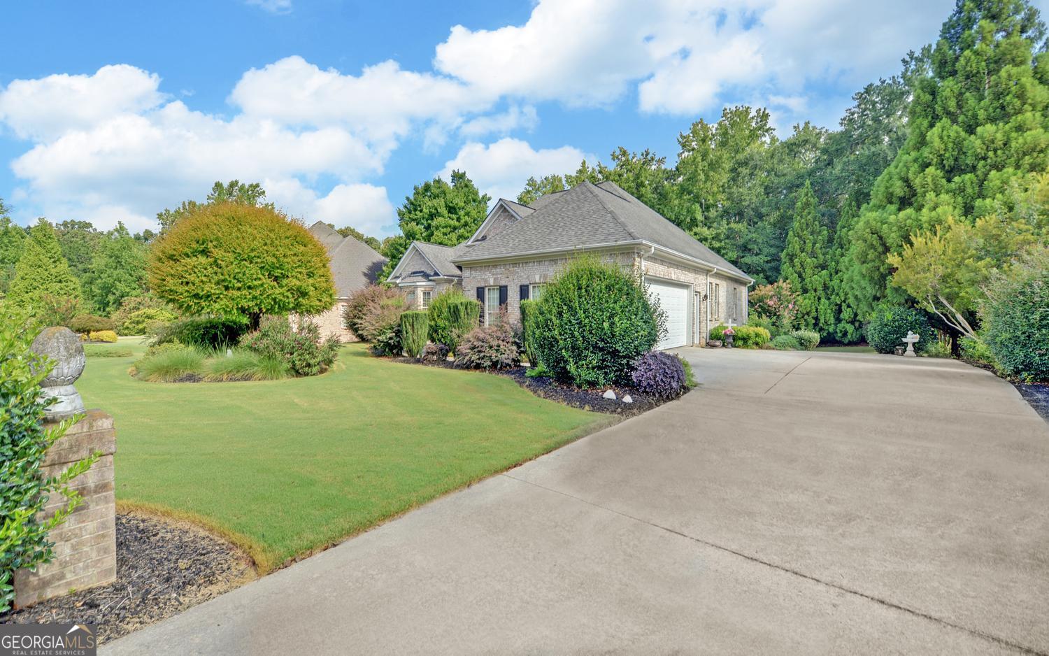 220 Azalea Drive Property Photo 50