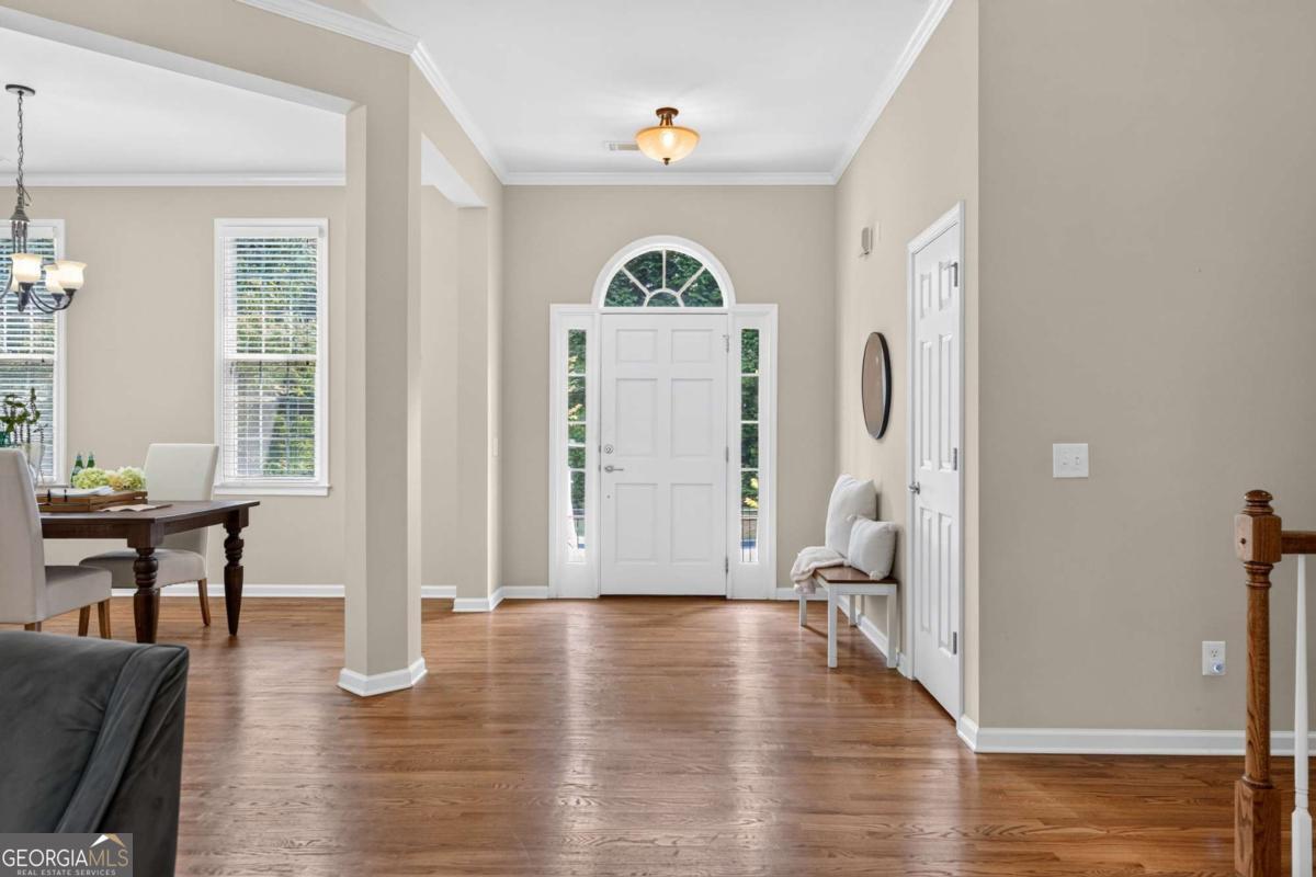 1880 Mayfield Road Property Photo 6