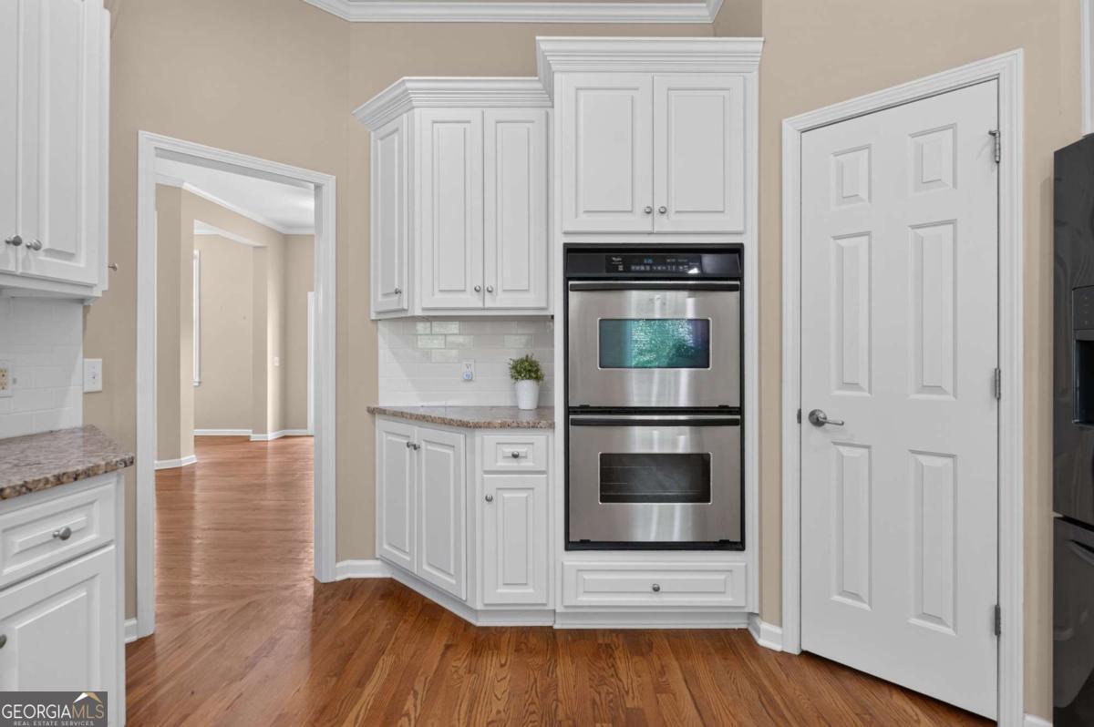 1880 Mayfield Road Property Photo 20