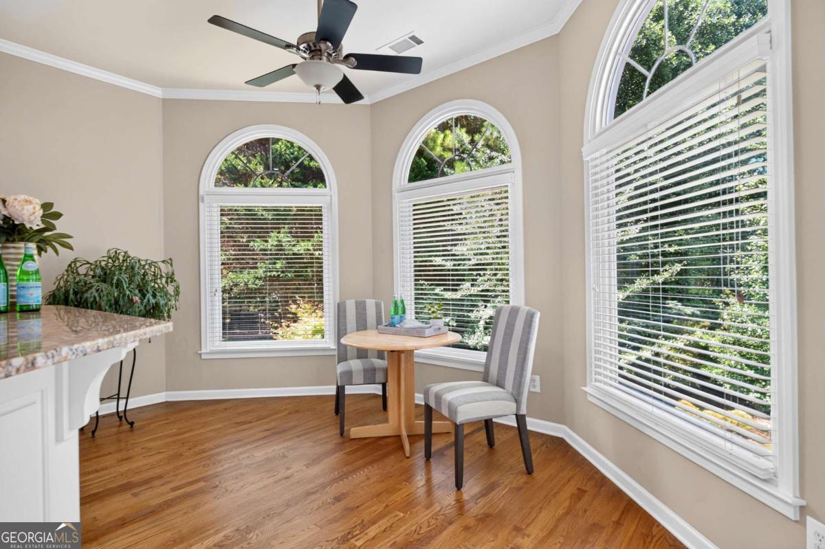 1880 Mayfield Road Property Photo 24