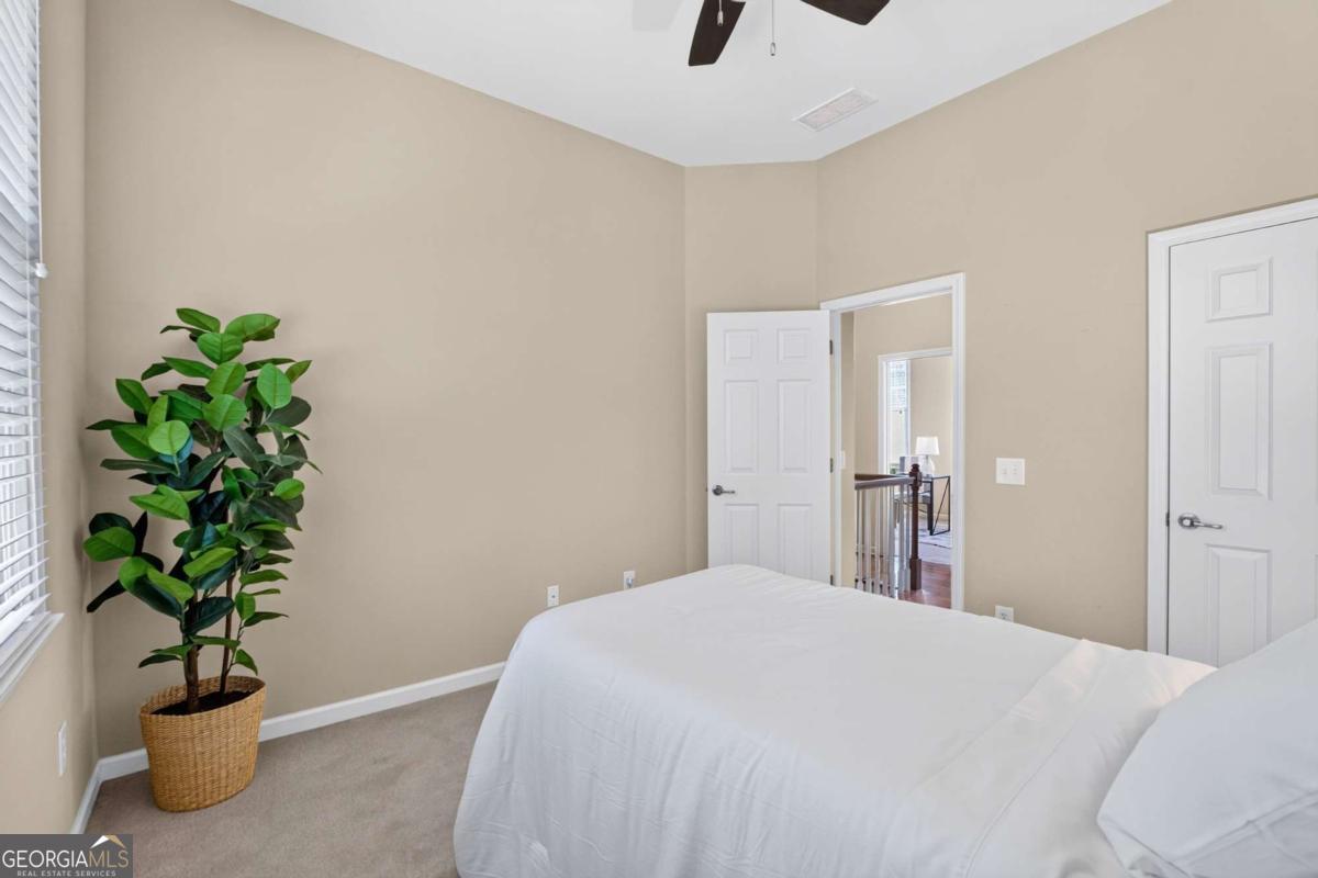 1880 Mayfield Road Property Photo 38