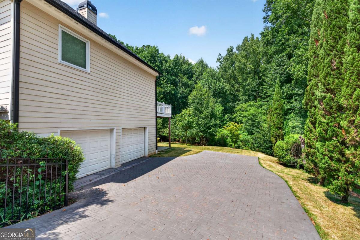 1880 Mayfield Road Property Photo 47