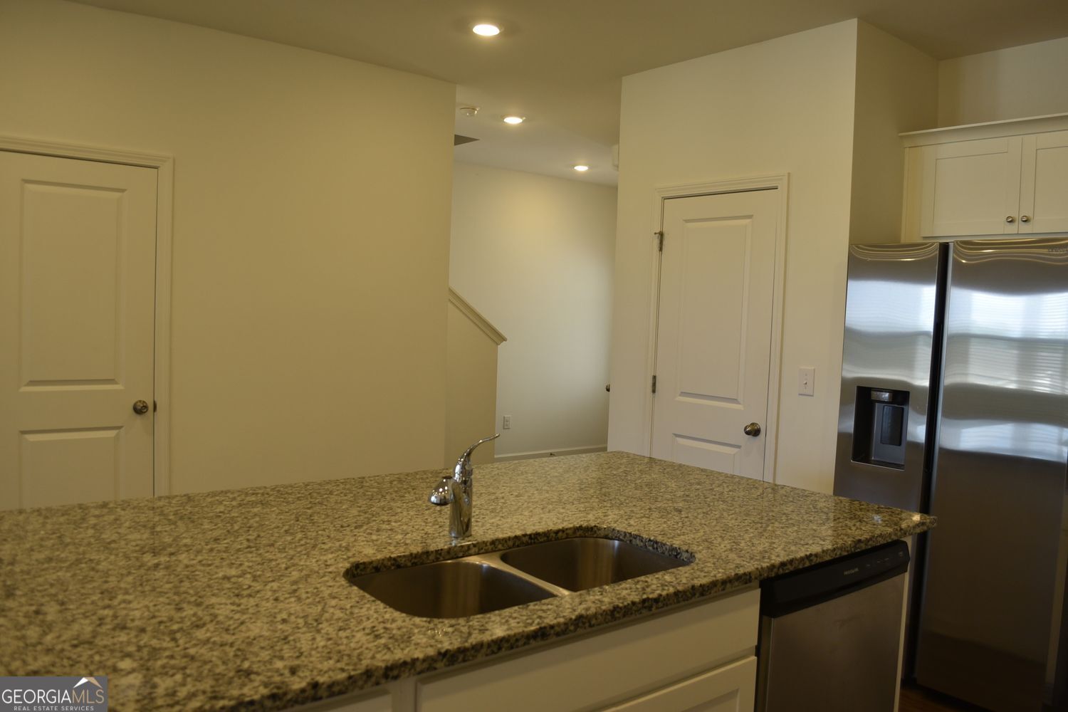 190 Mission Boulevard Property Photo 4