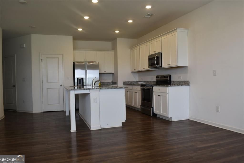 190 Mission Boulevard Property Photo 7