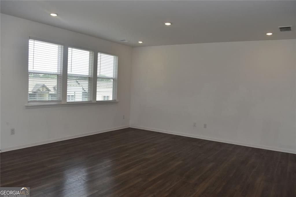 190 Mission Boulevard Property Photo 11
