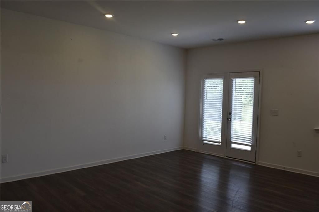 190 Mission Boulevard Property Photo 12