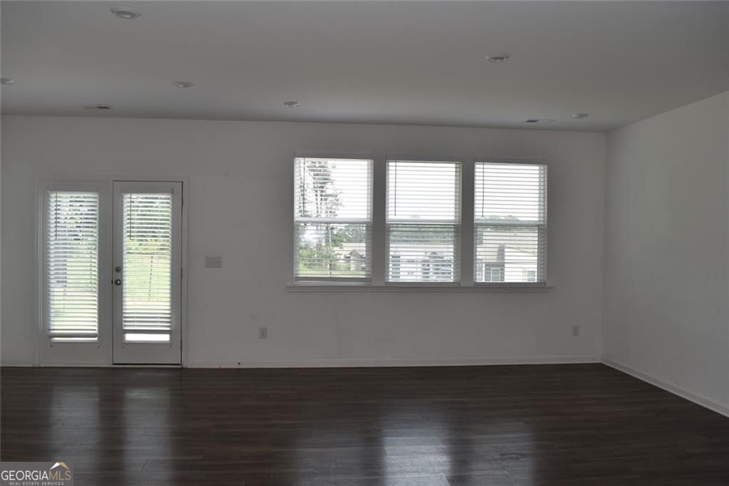 190 Mission Boulevard Property Photo 13