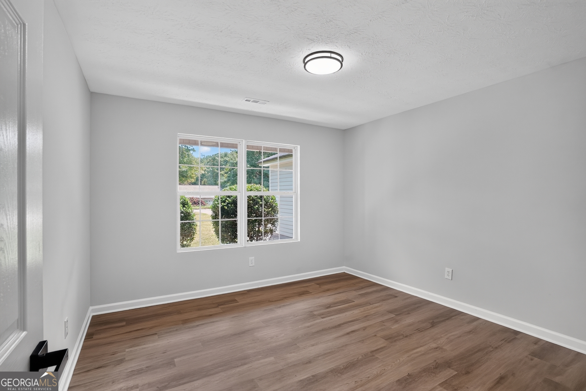 2015 Jefferson Way Property Photo 12