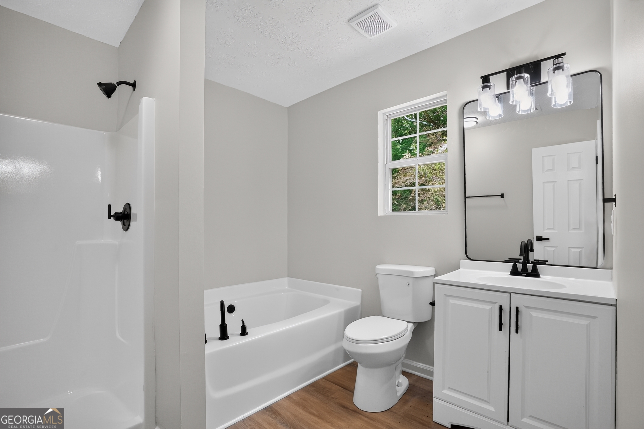 2015 Jefferson Way Property Photo 13