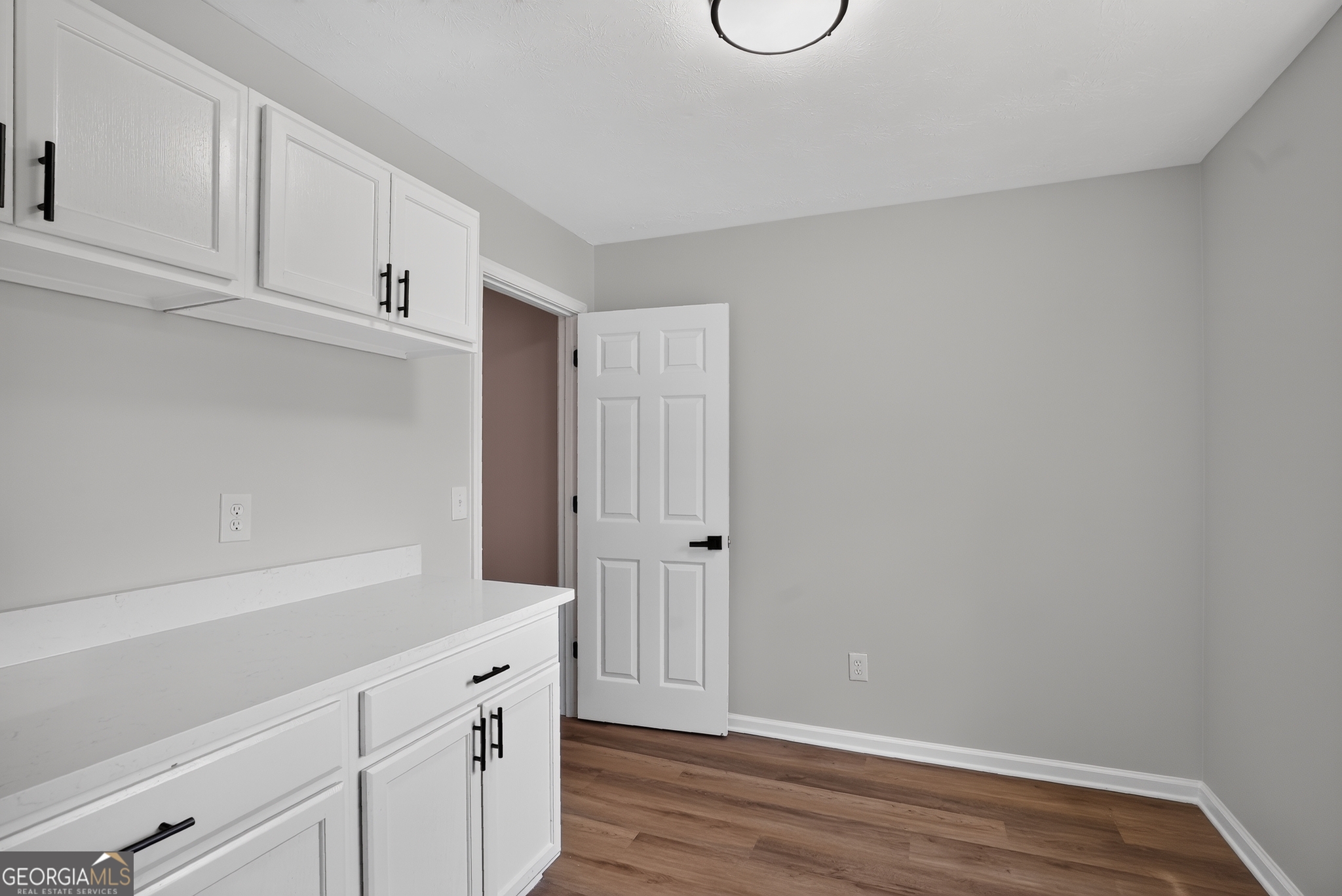 2015 Jefferson Way Property Photo 15