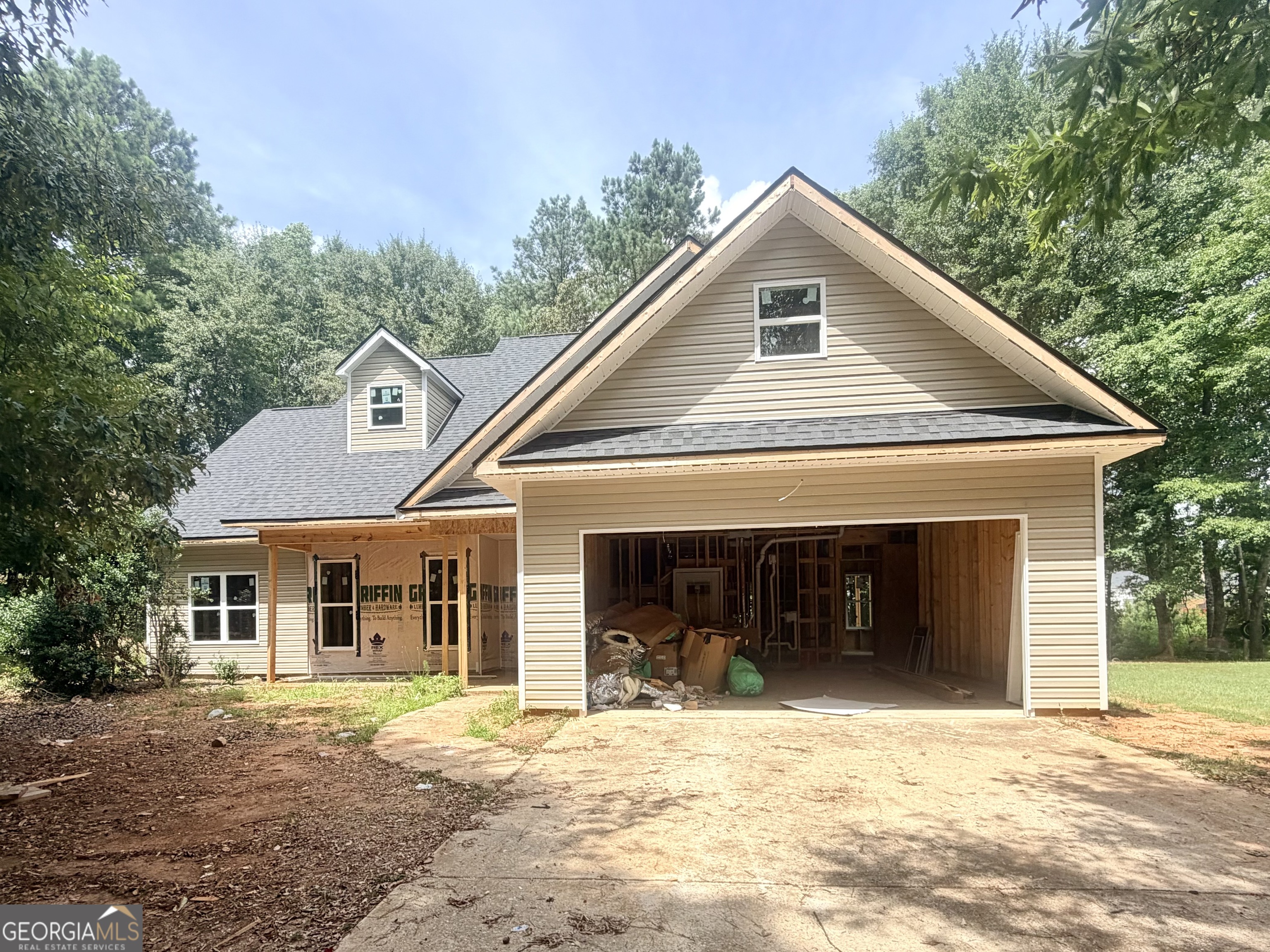 668 Lynchburg Street Property Photo 1