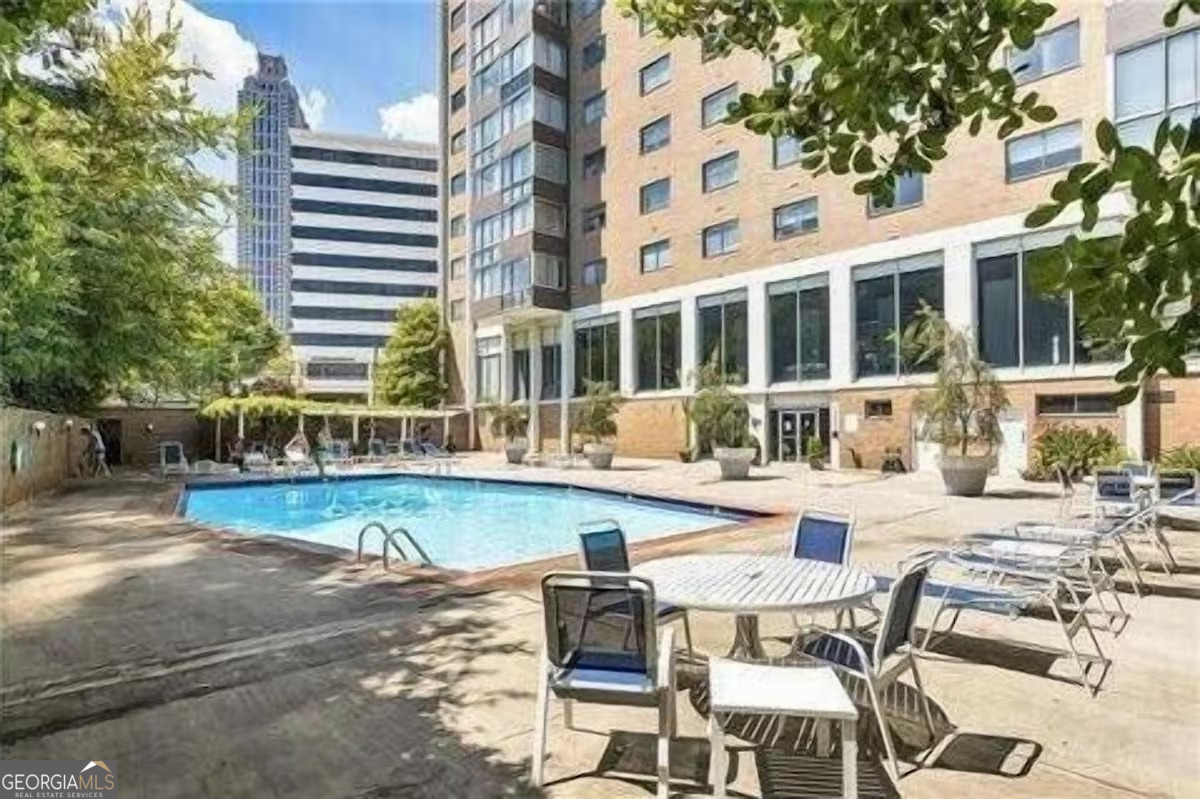 215 Piedmont Avenue Ne Apt 807 Property Photo 13