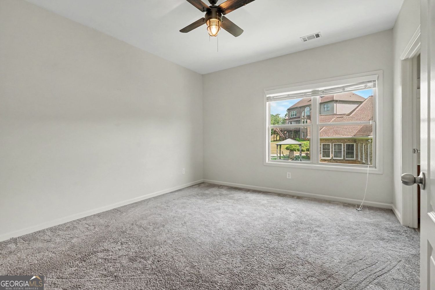 3939 Perry Pass Property Photo 24