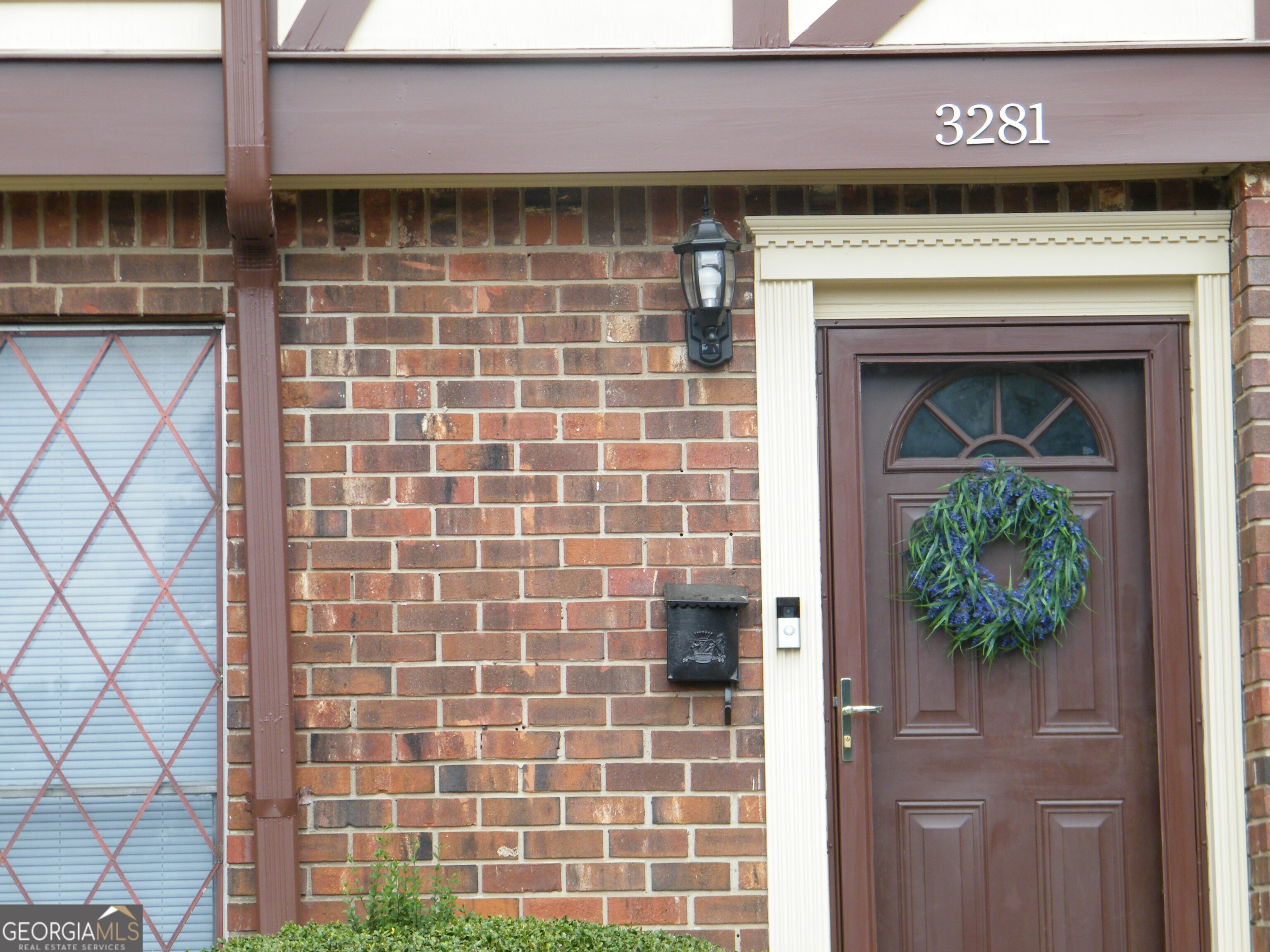 3281 Abbeywood Drive Property Photo 1