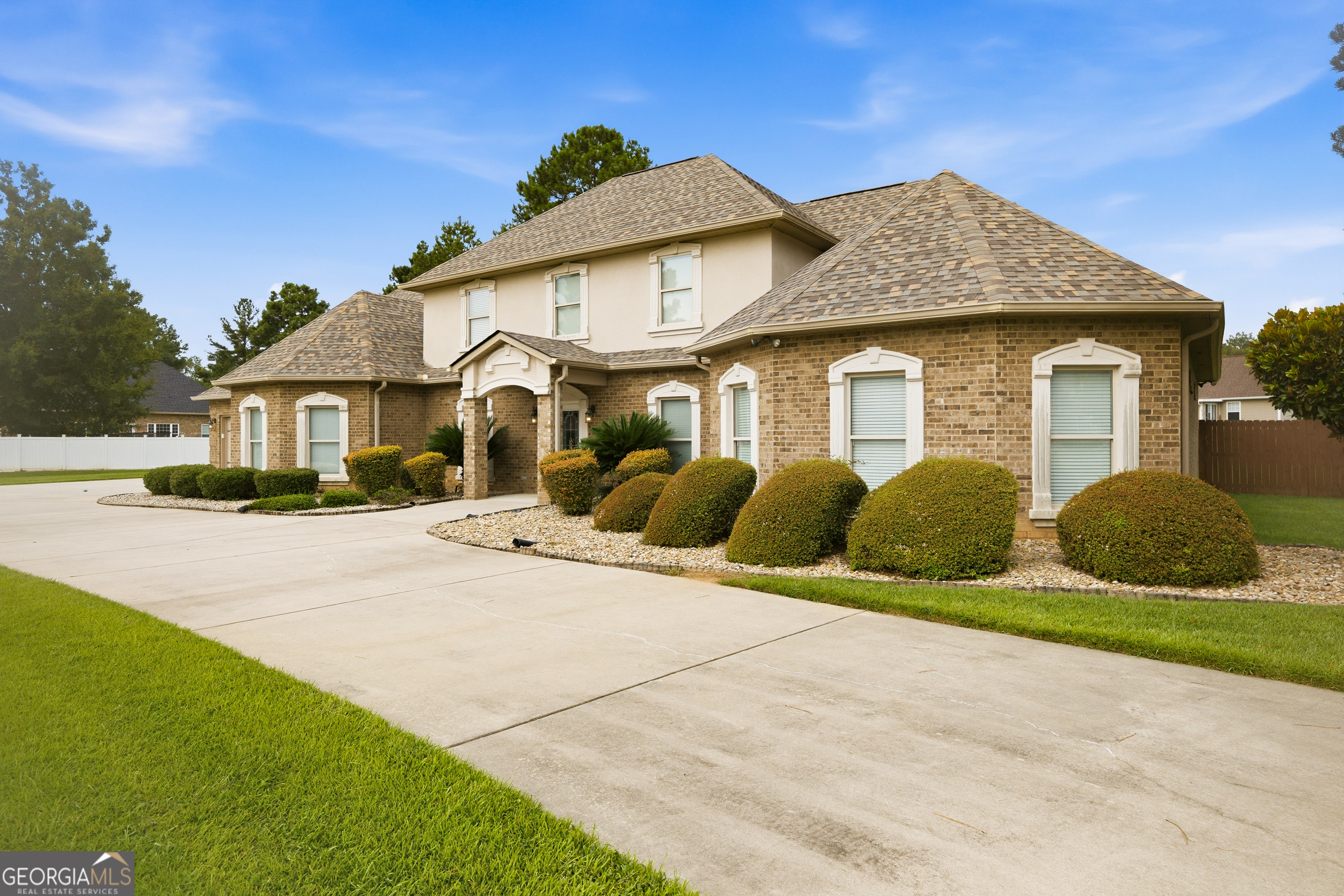 125 J Drive S Property Photo 3