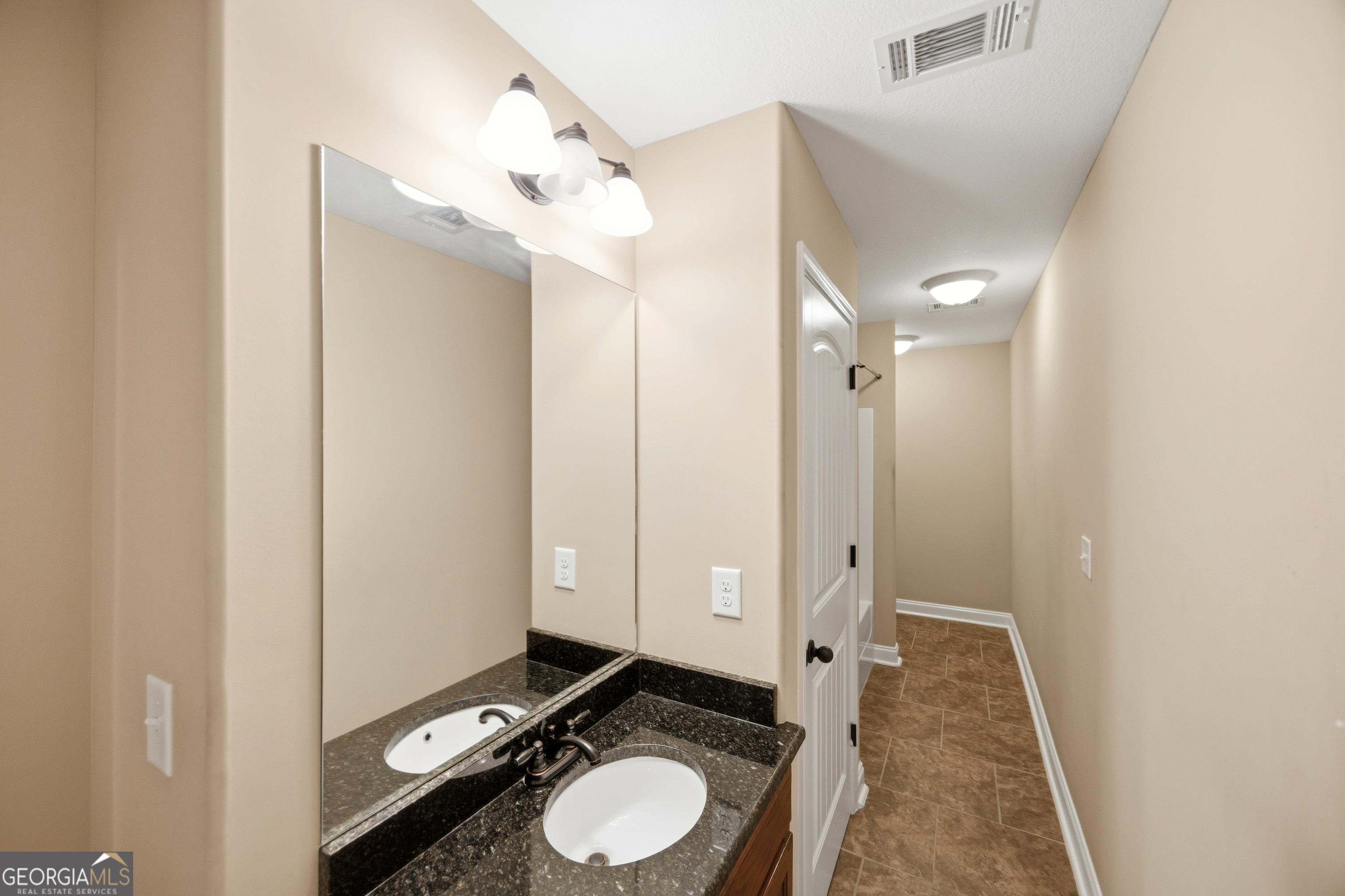 125 J Drive S Property Photo 24