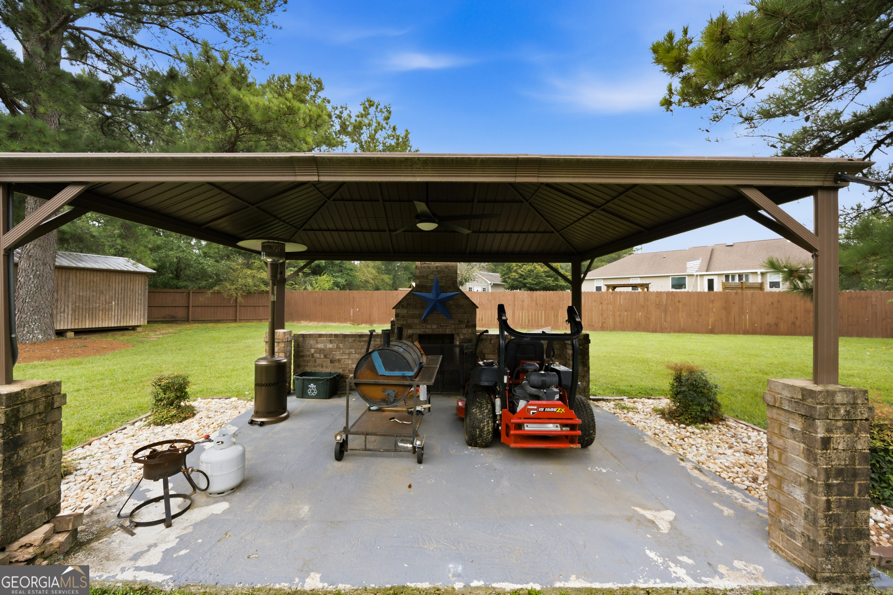 125 J Drive S Property Photo 30